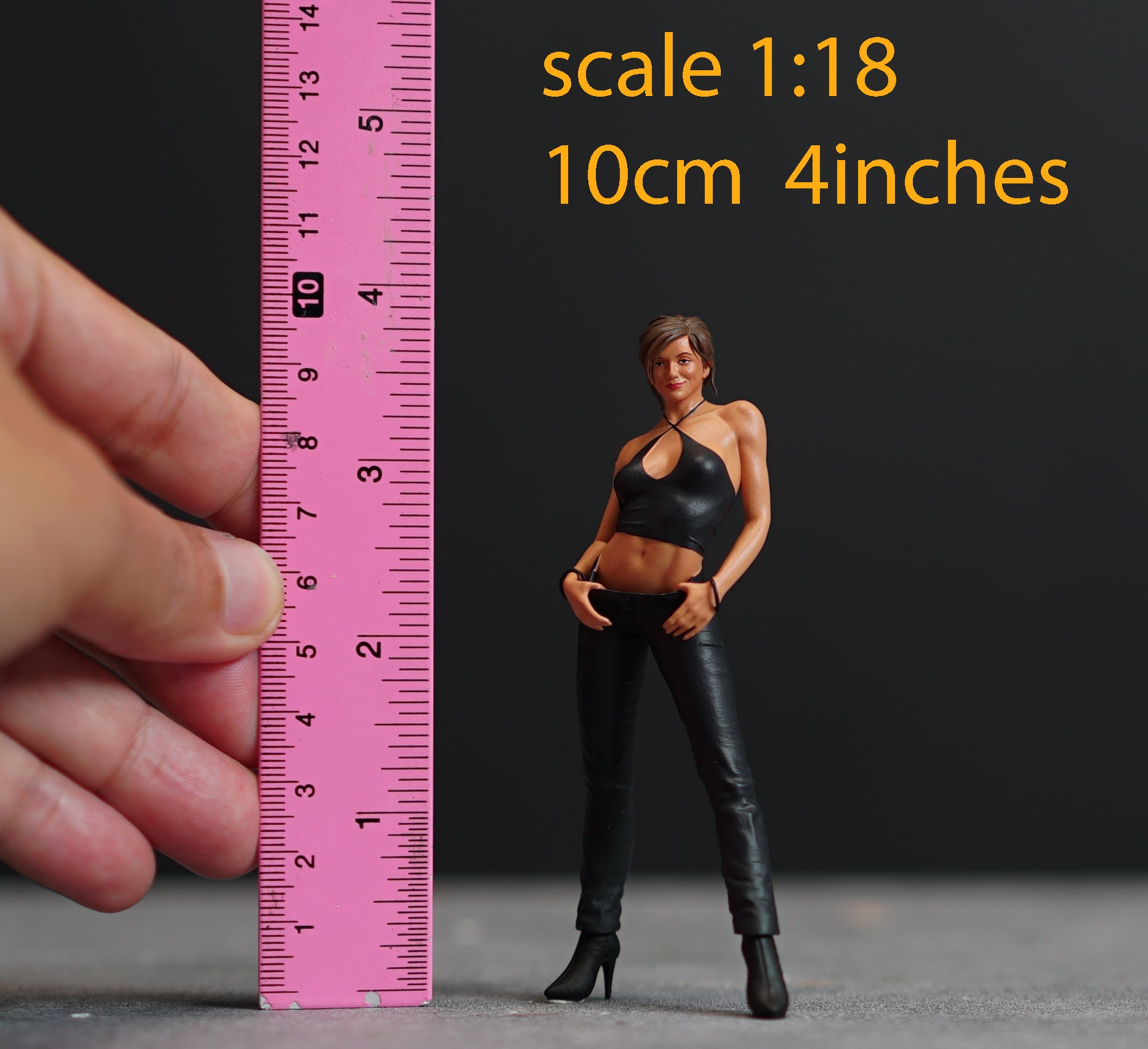 Charlie girl figurine handpaint high detail 1:18 to HO scale
