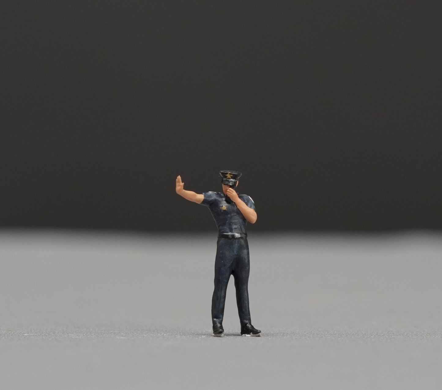 Asian Police figurine handpaint high detail 1:18 to HO scale