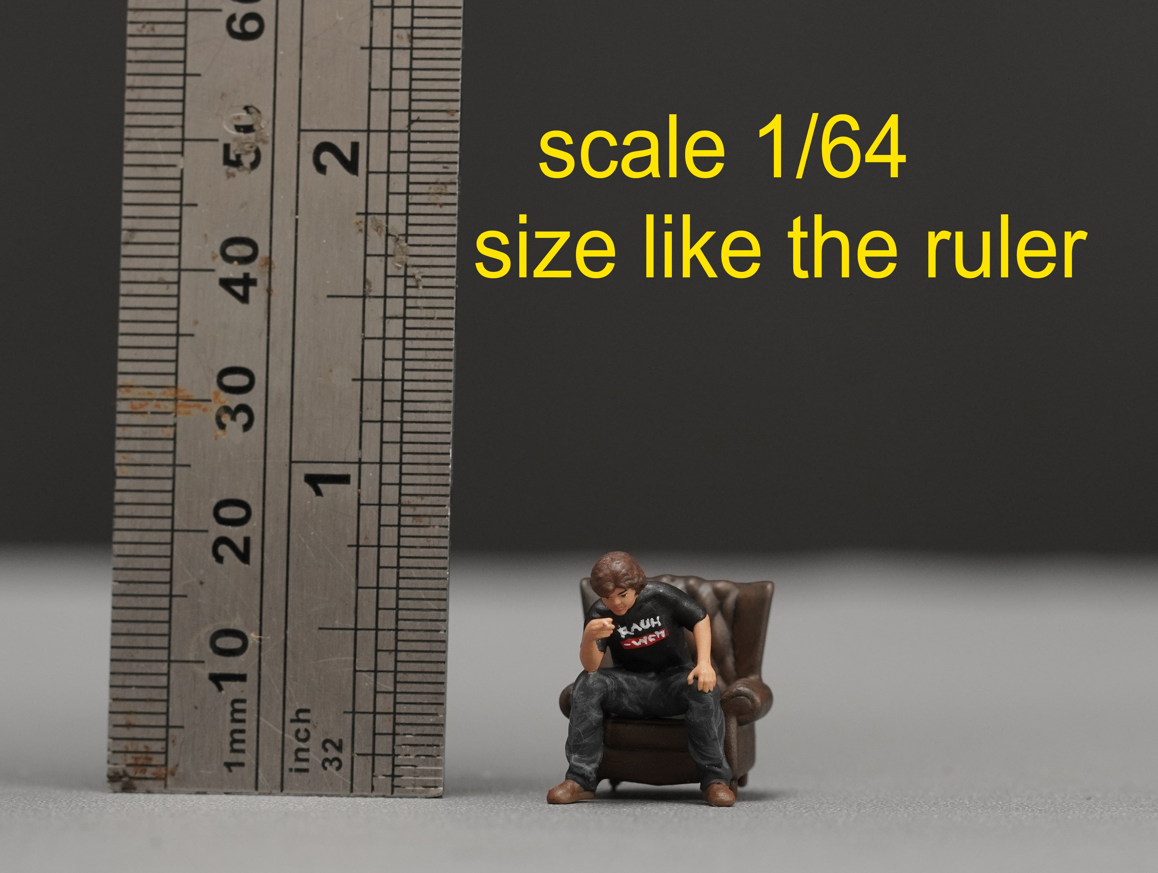 Man car repair figurine handpaint high detail 1:18 to HO scale