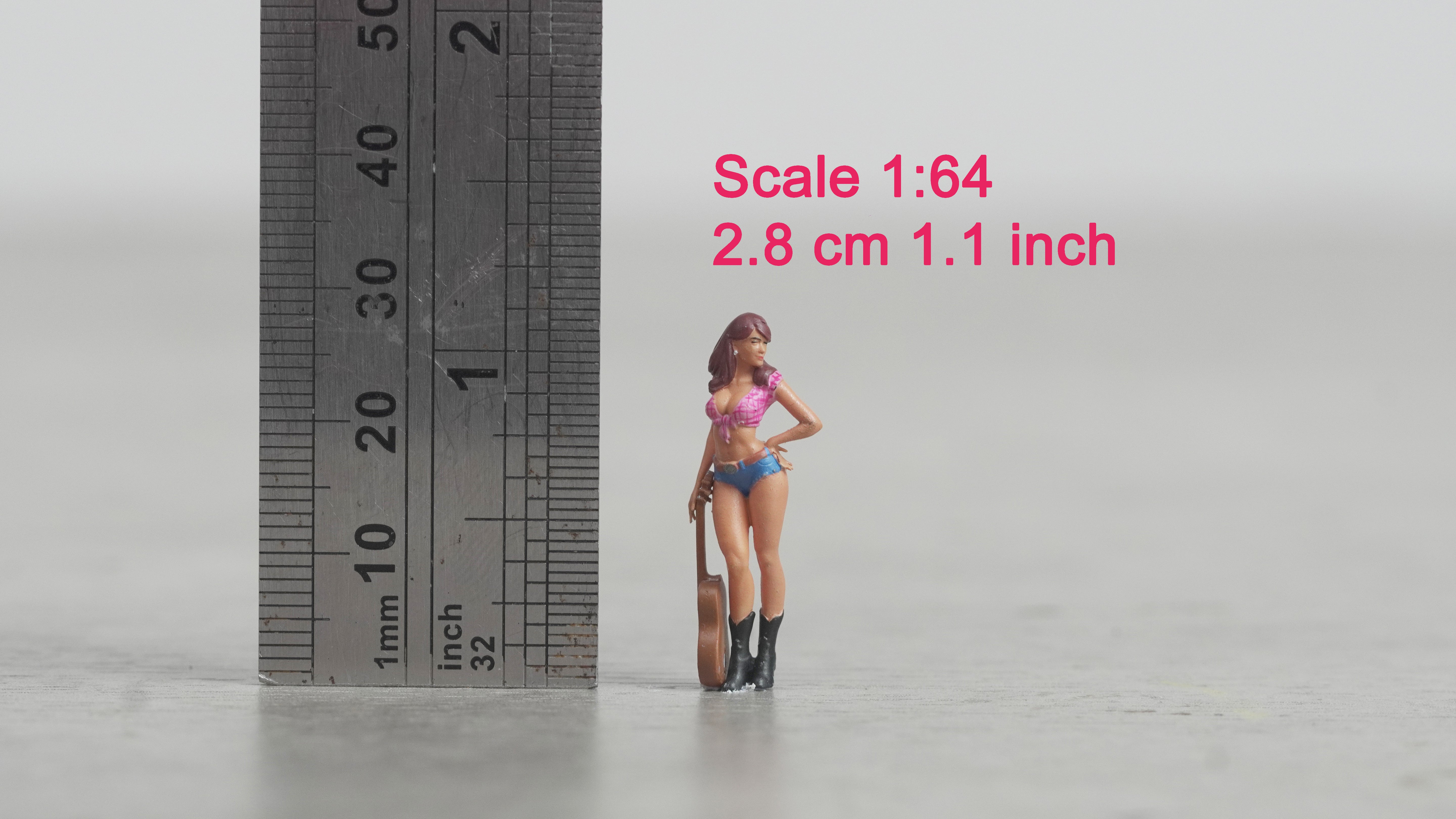 The Guitar Girl figurine handpaint high detail 1:18 to HO scale