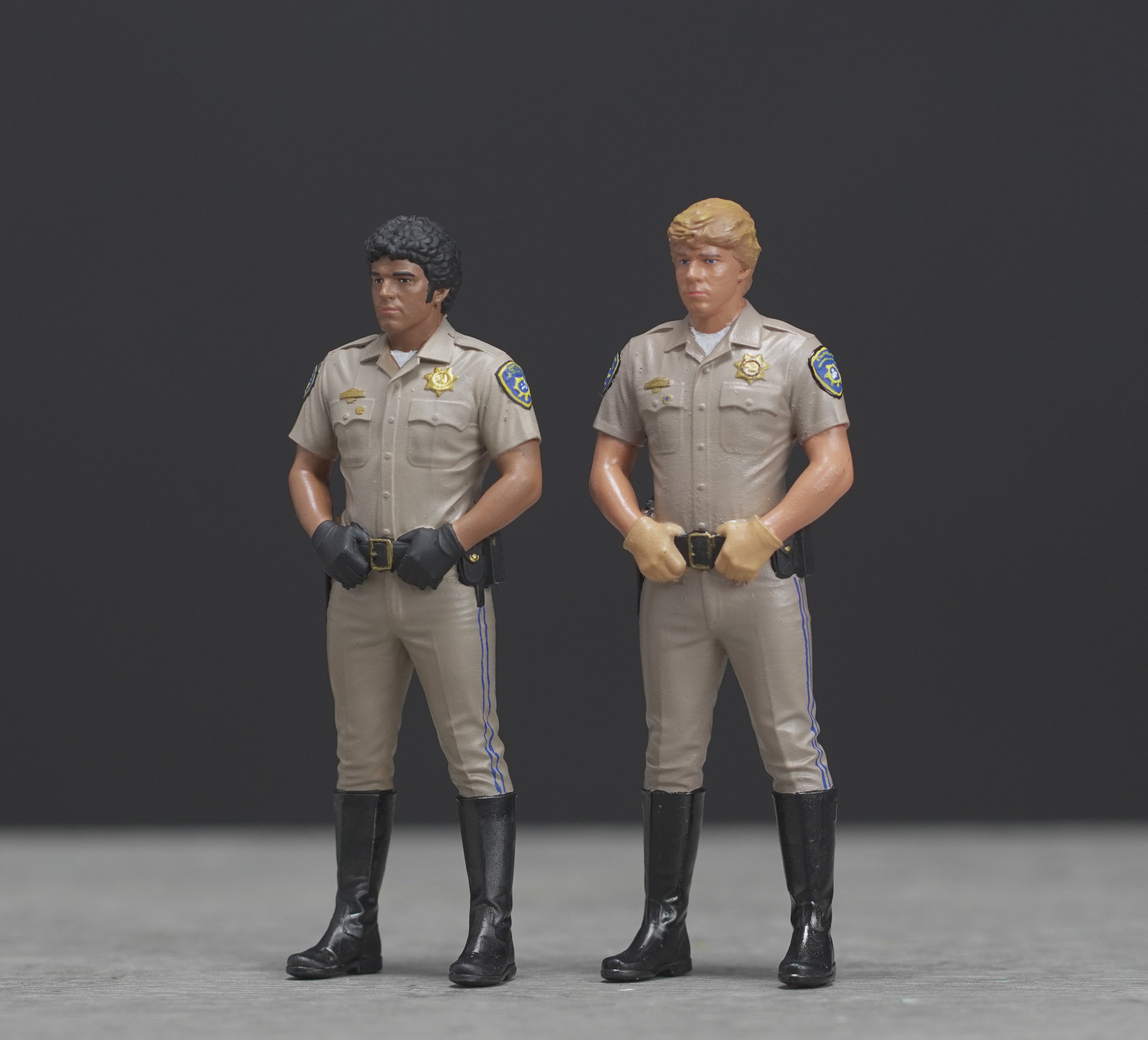 CHIP highway patrol high detail painted scale 1/18 A292