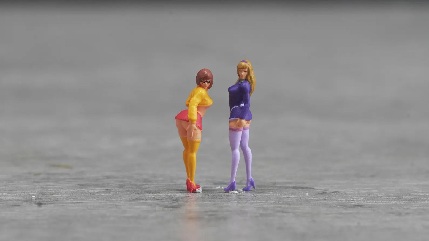 Girl figure HO 1/64 1/43 1/24 1/18 Scale handpaint high detail