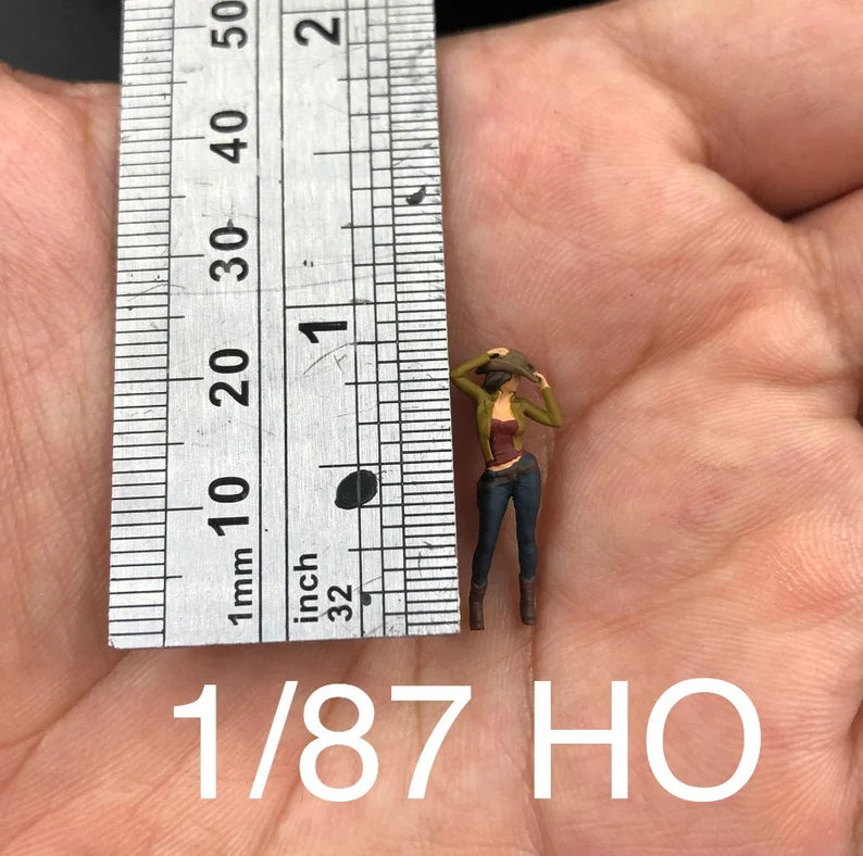 HO & 1:64 scale Hotdog man figure handpaint high detail
