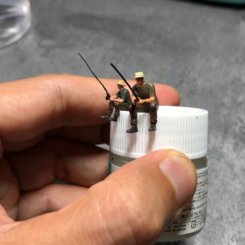 HO & 1:64 Man Fishing handpaint high detail