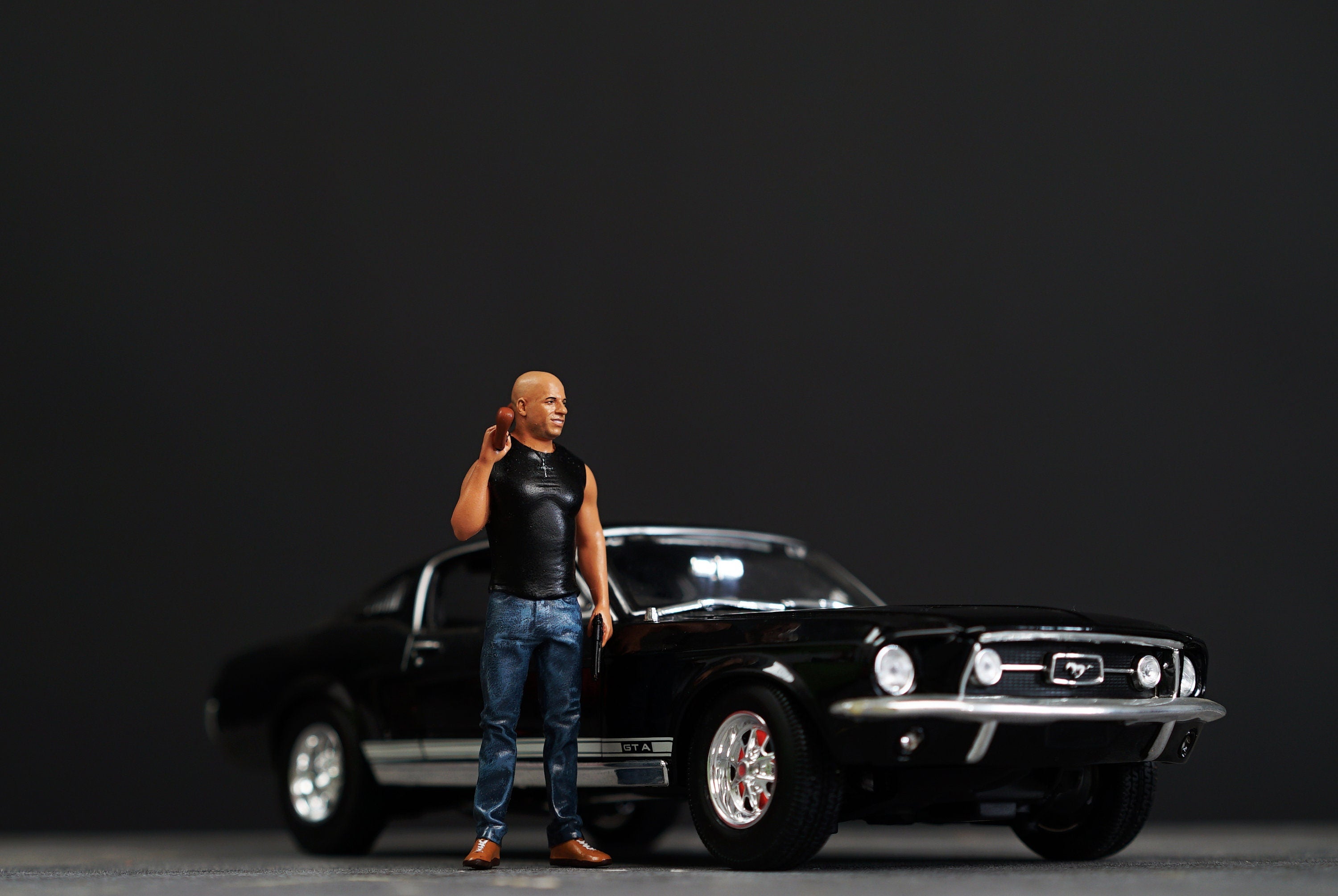 Dom figure handpaint high detail 1:18 to HO scale