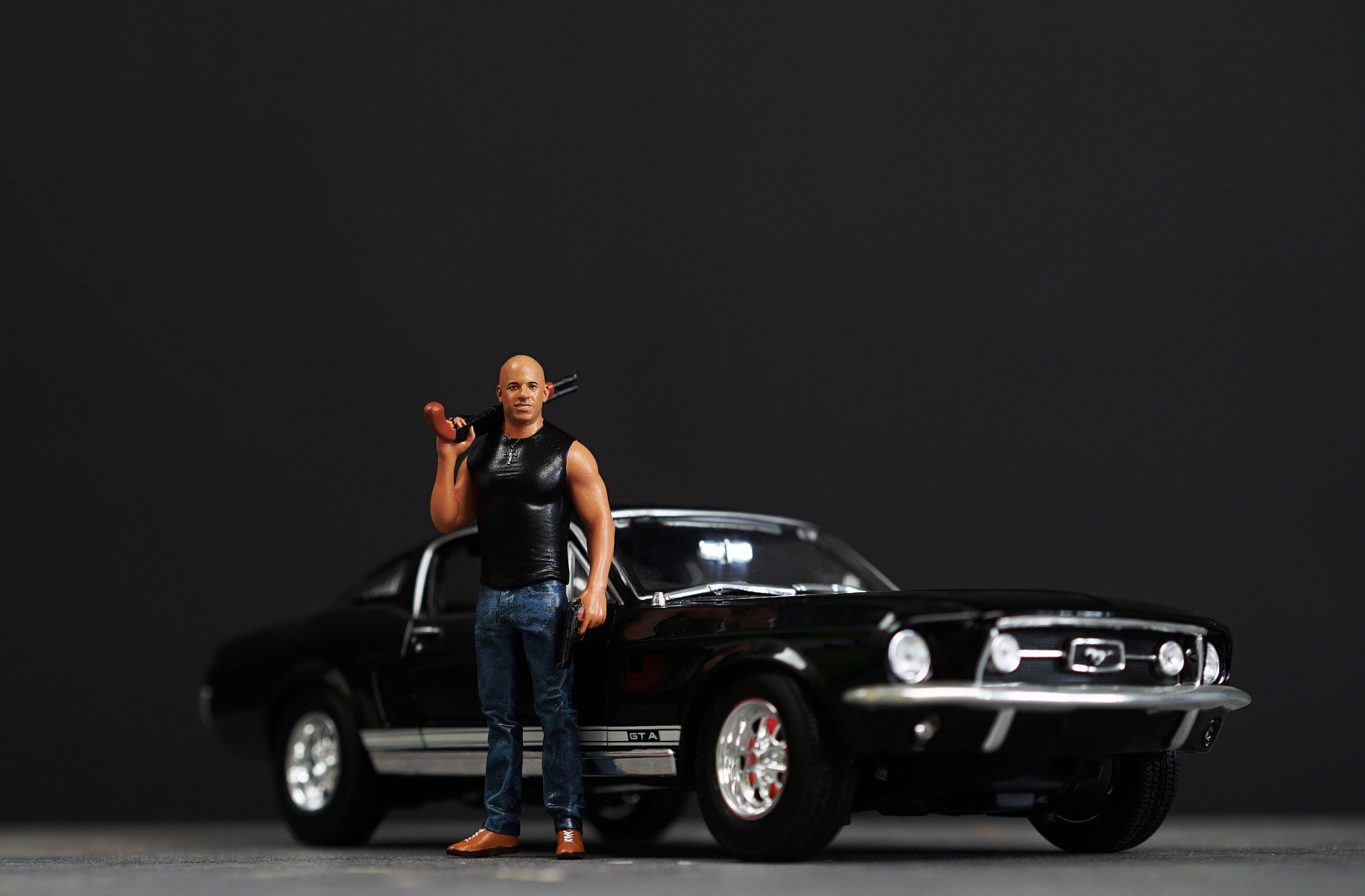 Dom figure handpaint high detail 1:18 to HO scale