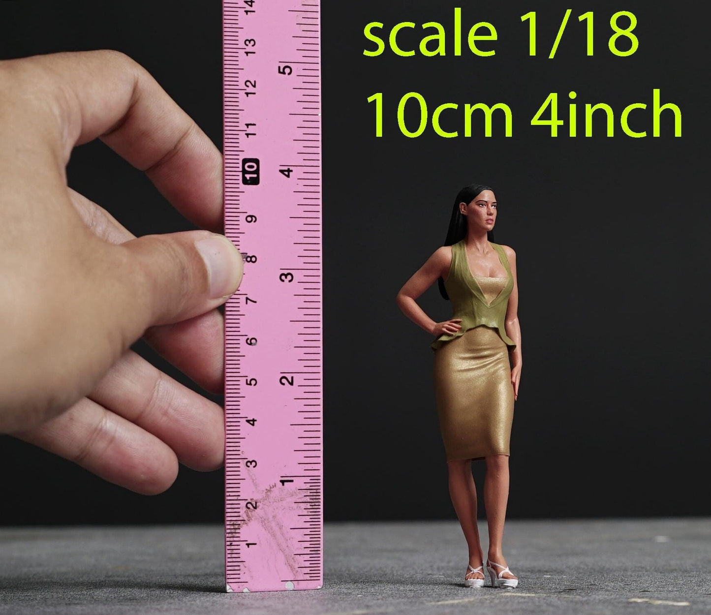 Italian woman figurine handpaint high detail 1:18 to HO scale