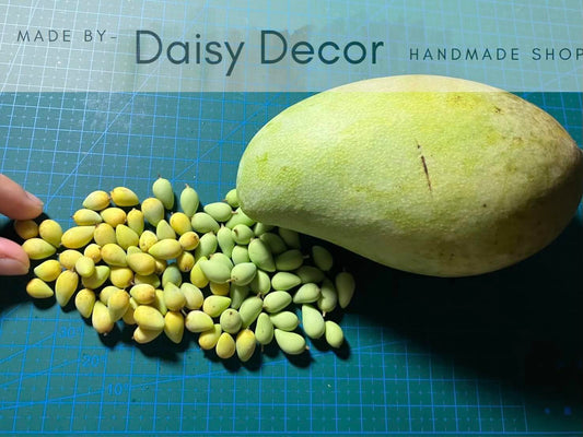 1/12 Mango Miniature Fruit (5pcs- WITHOUT BAMBOO BASKET)