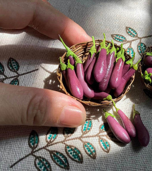 1/12 Eggplant Clay Miniature Vegetables ( 5pcs NO bamboo basket )