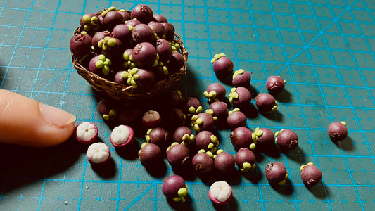 1/12 Mangosteen Clay Miniature Fruit (5pcs- WITHOUT BAMBOO BASKET)