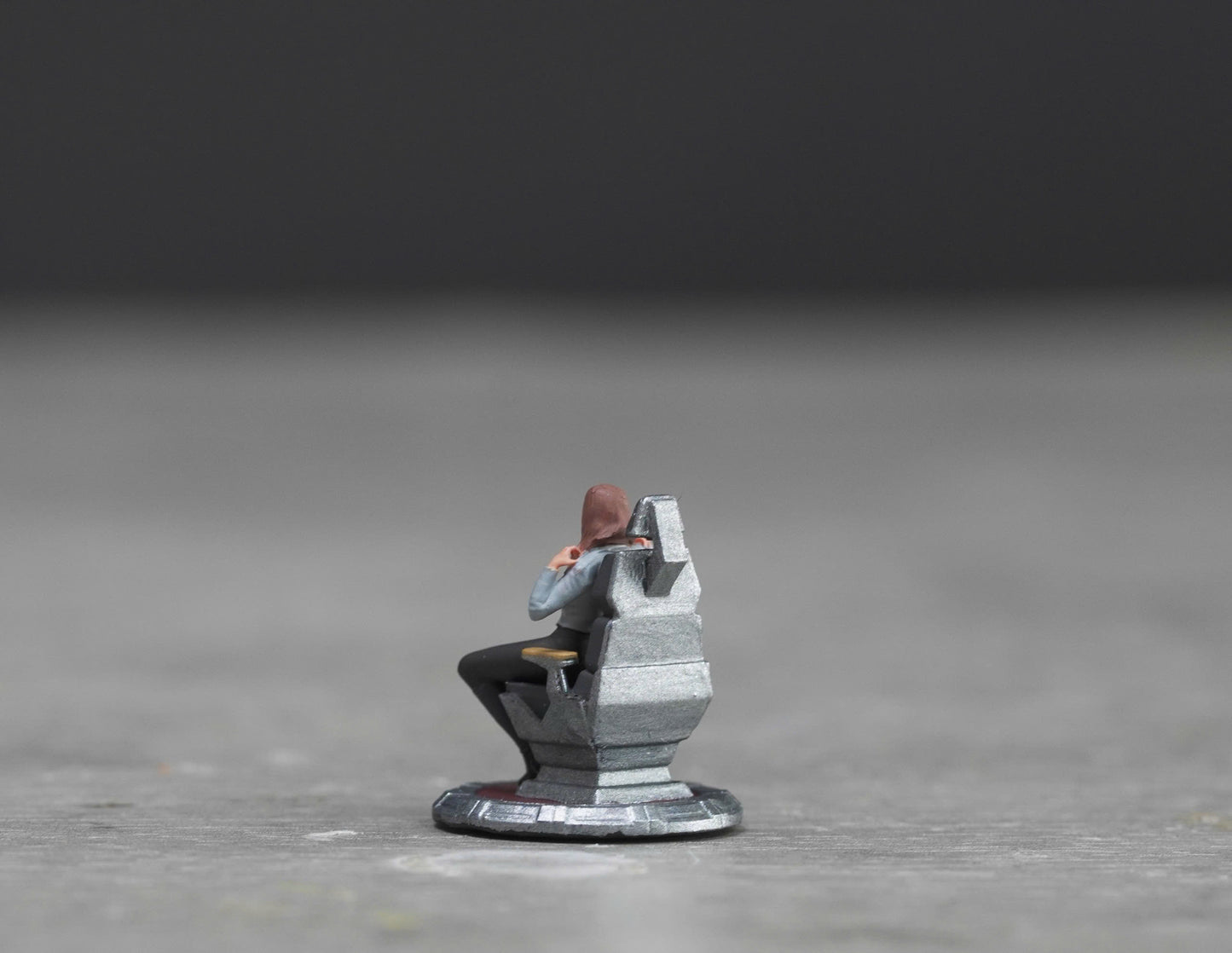 Woman sitting figure HO 1/64 1/43 1/24 1/18 Scale handpaint high detail