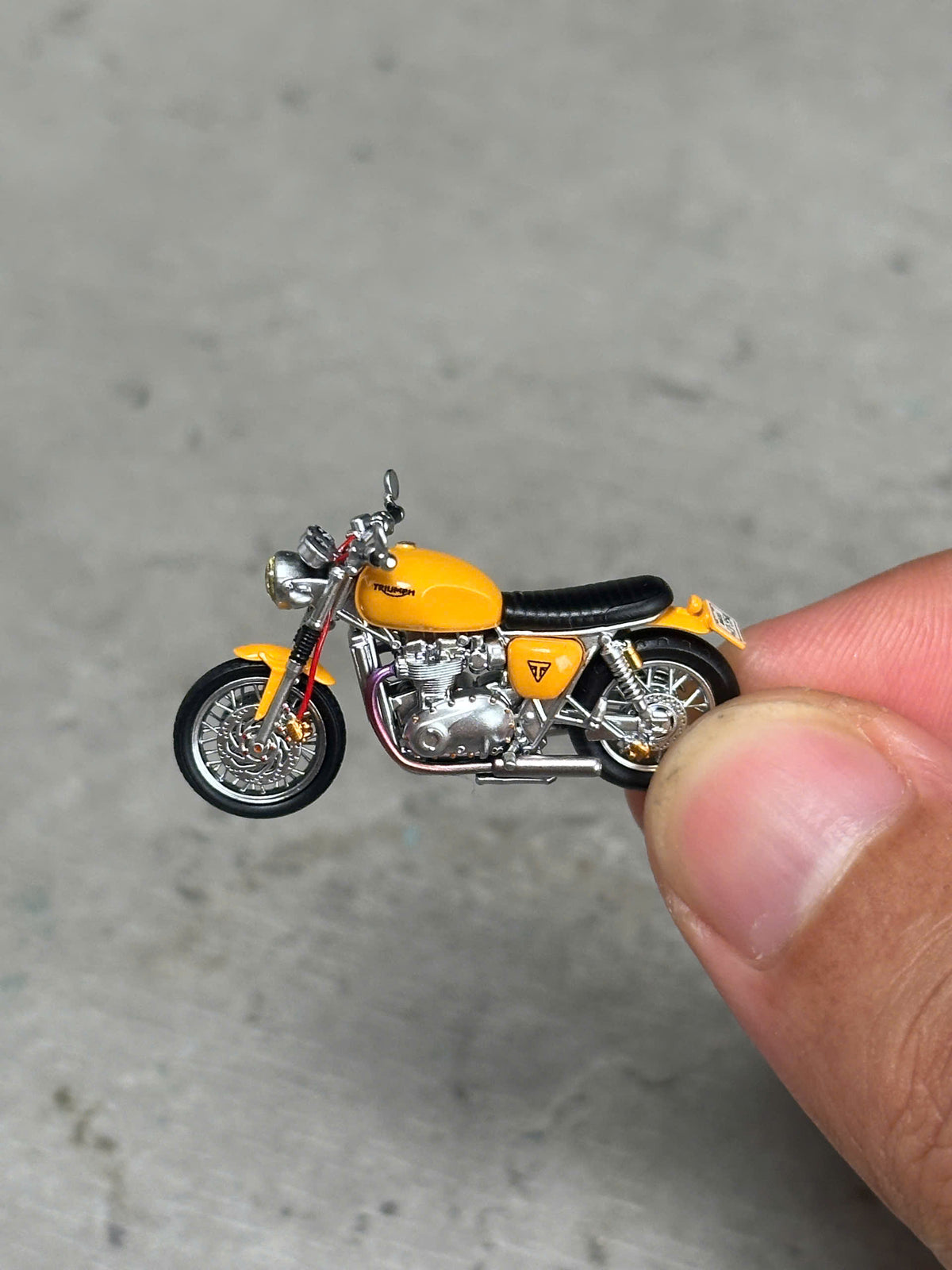 Motorcycle bike 1/64 scale handpaint high detail