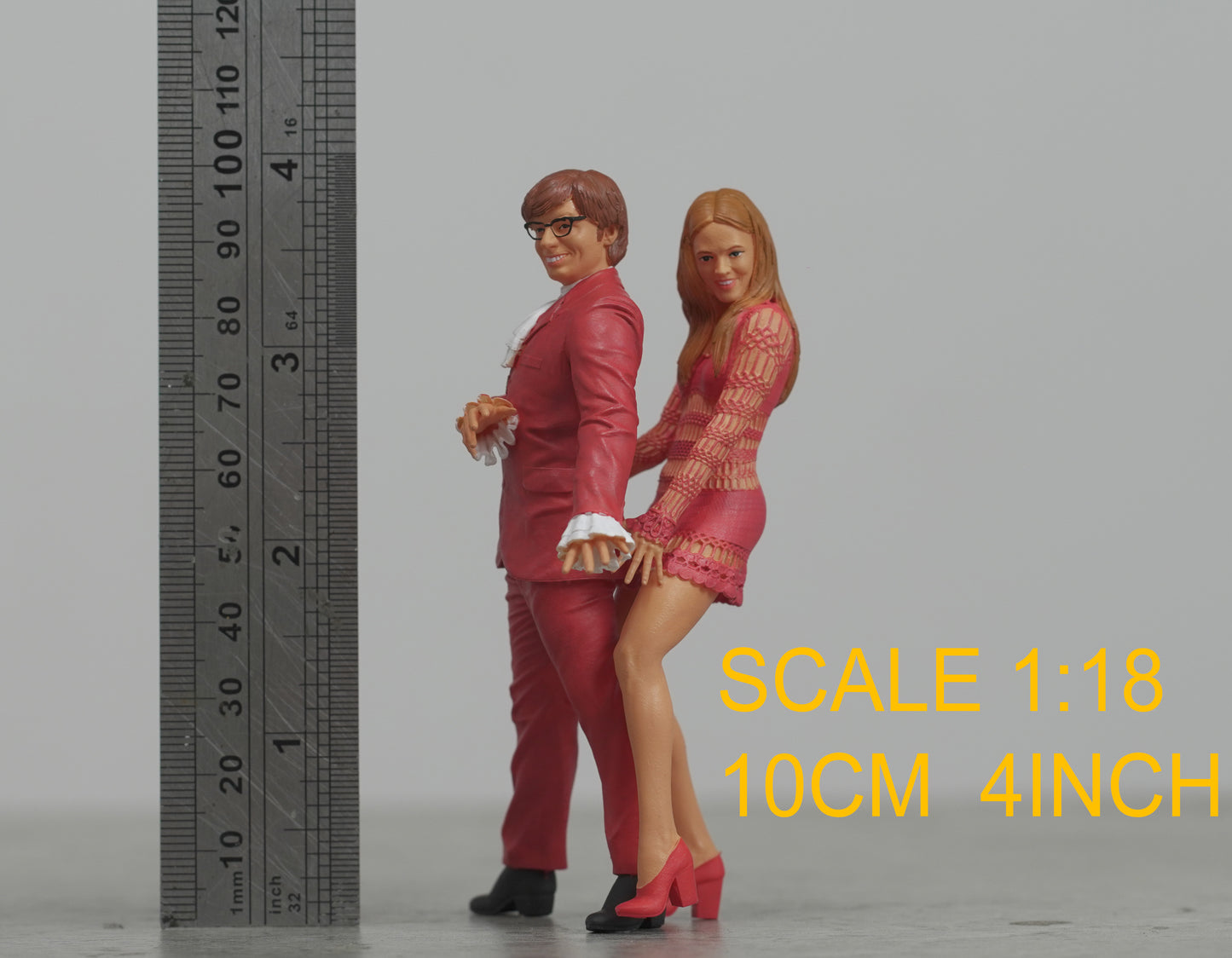 Dancing couple figurine handpaint high detail 1:18 to HO scale