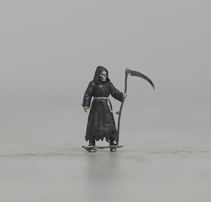 Grim Reaper stakeboard figure  HO 1/64 1/43 1/24 1/18 Scale handpaint high detail