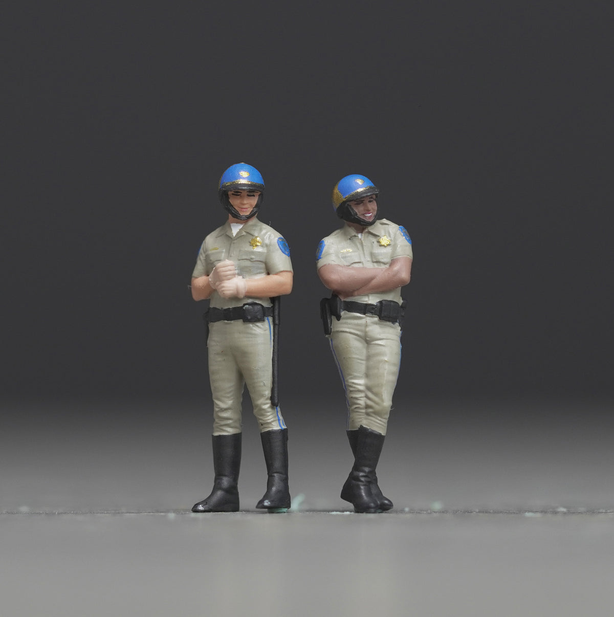 CHIP highway patrol high detail painted scale 1/18