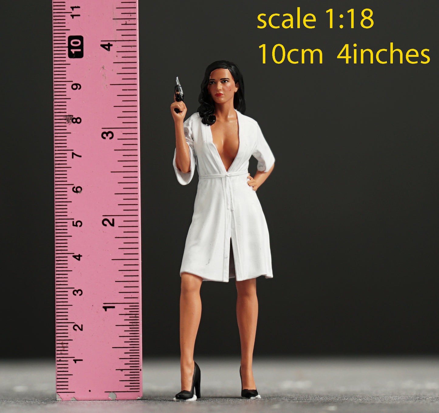 Sin Eva girl figurine handpaint high detail 1:18 to HO scale