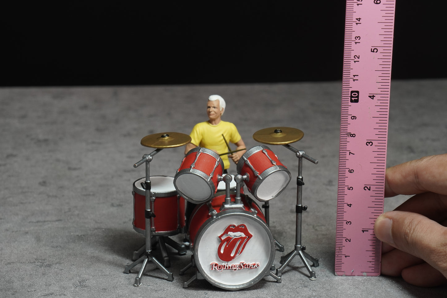 Charlie drumer rocker figurine handpaint high detail 1:18 to HO scale