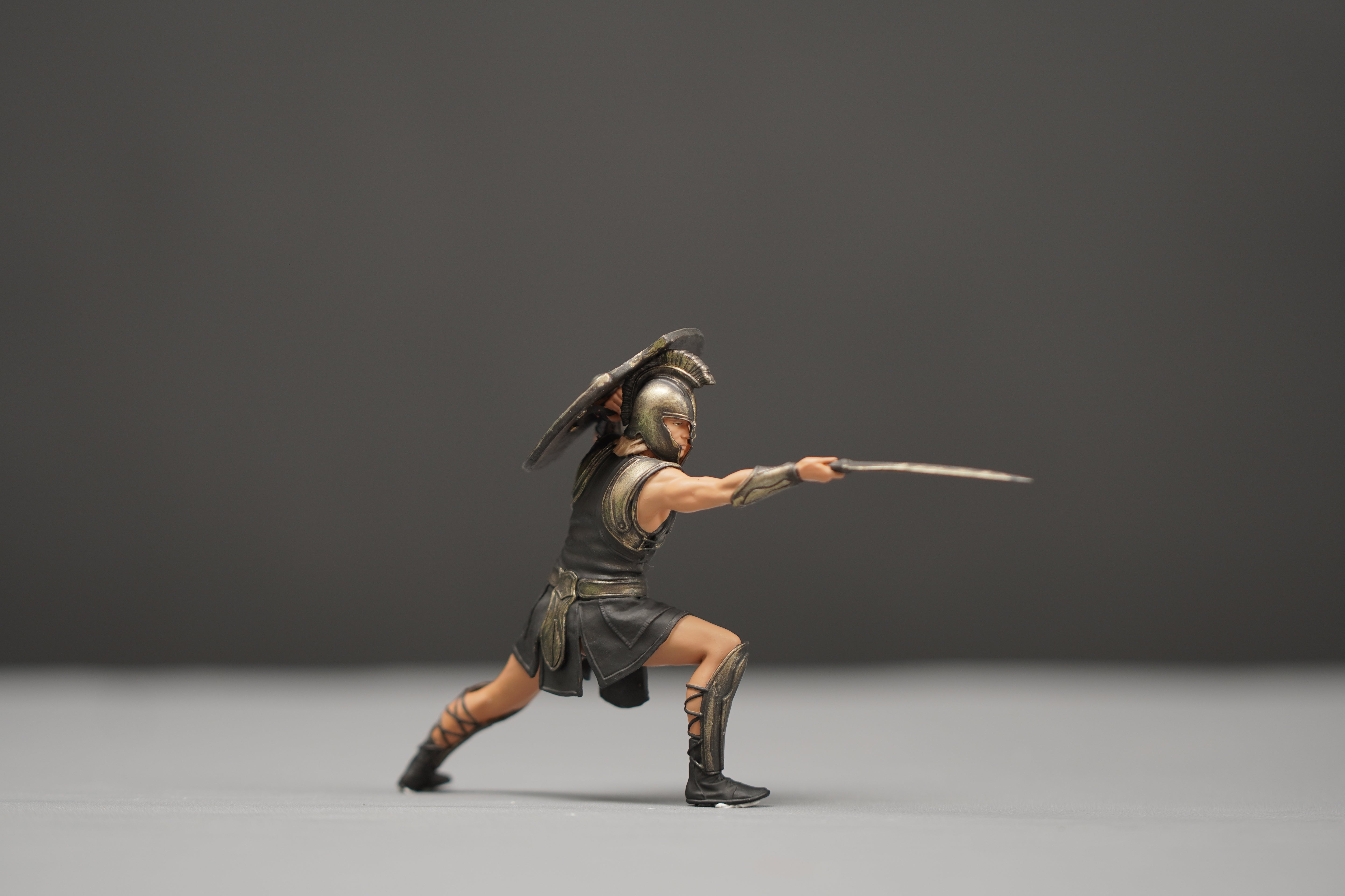 Troy warrior Brad figurine handpaint high detail 1:18 to HO scale