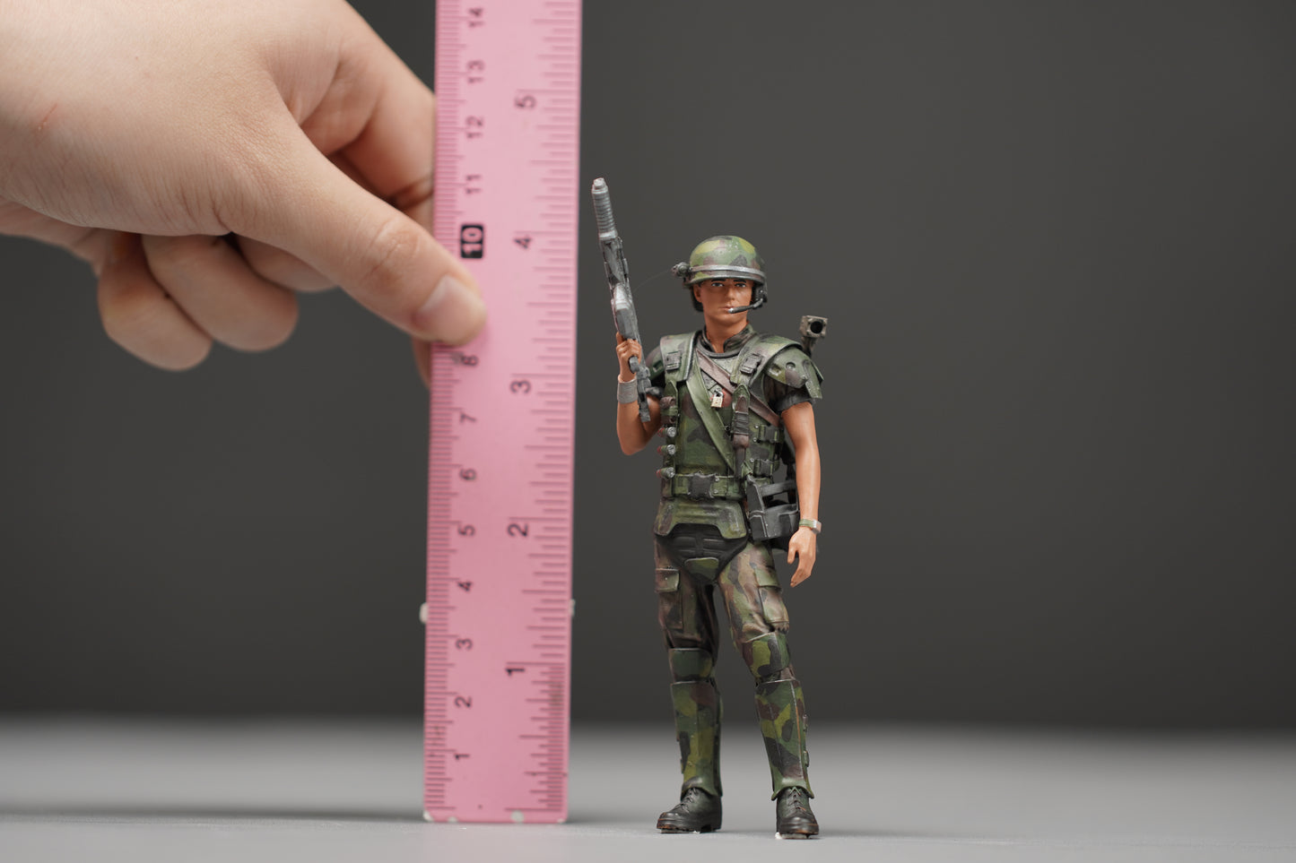 Space Monster -Rip Ley Hick Vas figure  1:18 to HO scale handpaint high detail
