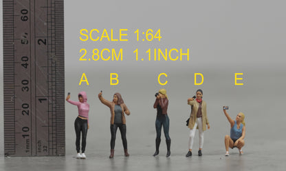 Take selfies figure HO 1/64 1/18 1/43 Scale handpaint high detail