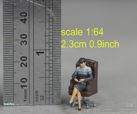 Girl sitting figure HO 1/64 1/43 1/24 1/18 Scale handpaint high detail