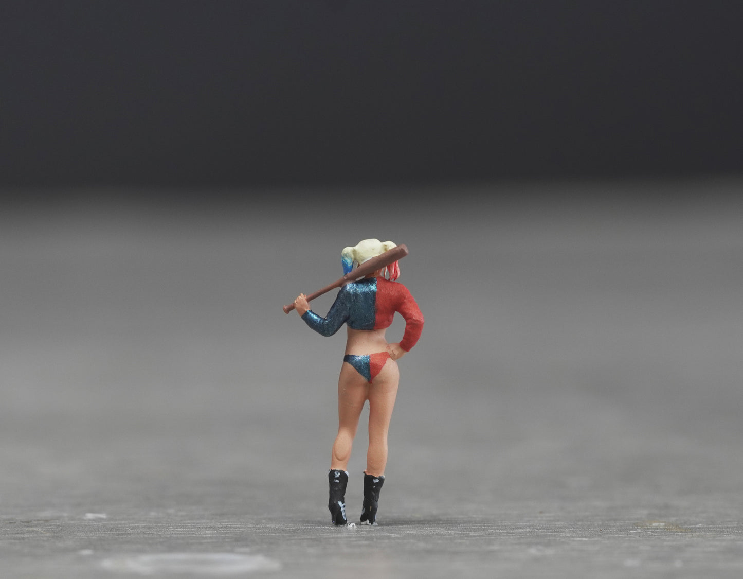 Girl figure HO 1/64 1/43 1/24 1/18 Scale handpaint high detail