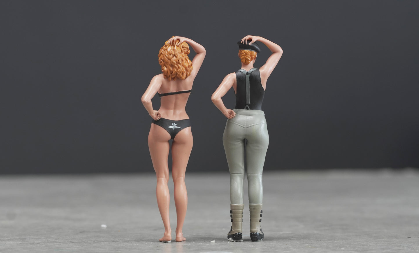 Girl sexy black bikini figure HO 1/64 1/43 1/24 1/18 Scale handpaint high detail