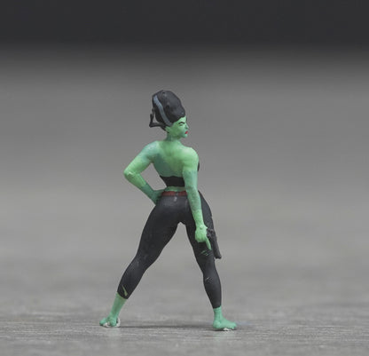 Girl figure HO 1/64 1/43 1/24 1/18 Scale handpaint high detail