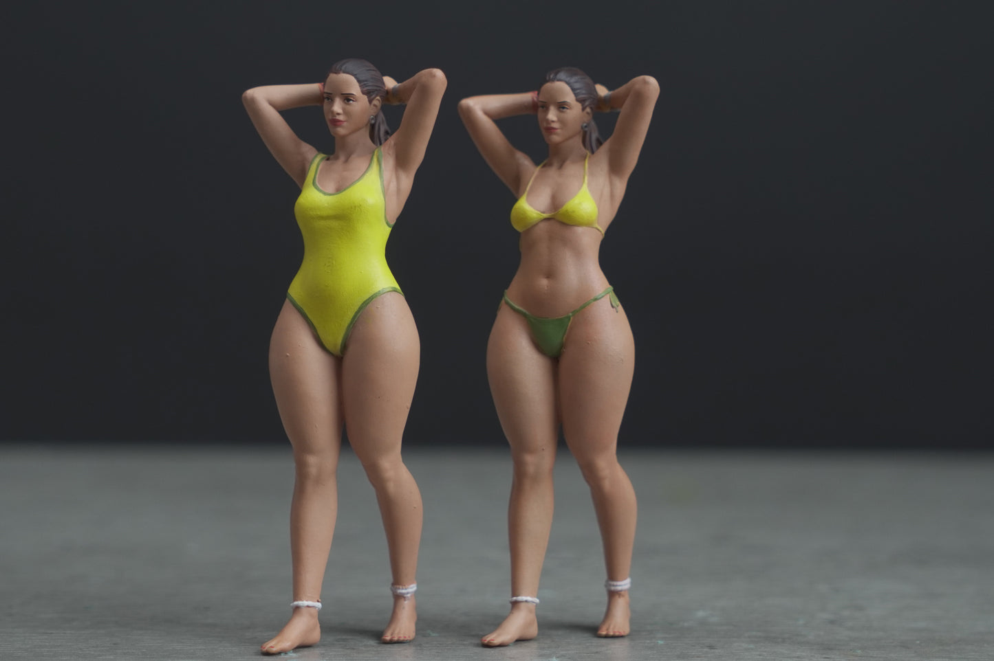 Pin up Girl figure HO 1/64 1/43 1/24 1/18 Scale handpaint high detail g81-82