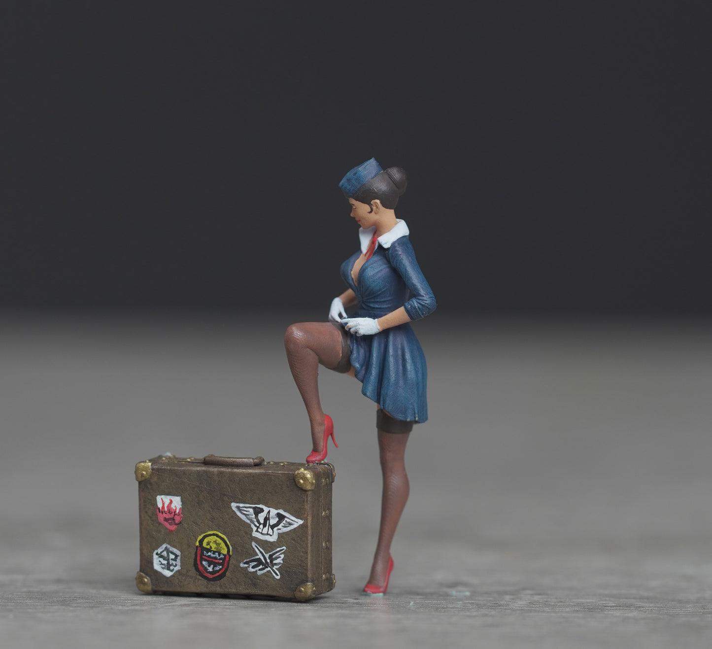 Pin Up Girl figure HO 1/64 1/43 1/24 1/18 Scale handpaint high detail G83