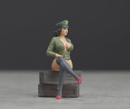 Pin Up Girl figure  HO 1/64 1/43 1/24 1/18 Scale handpaint high detail