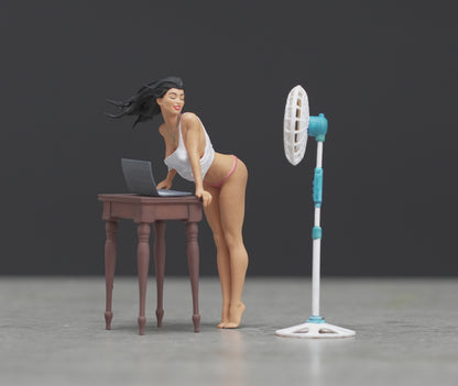 Sexy Pin Up Girl figure  HO 1/64 1/43 1/24 1/18 Scale handpaint high detail