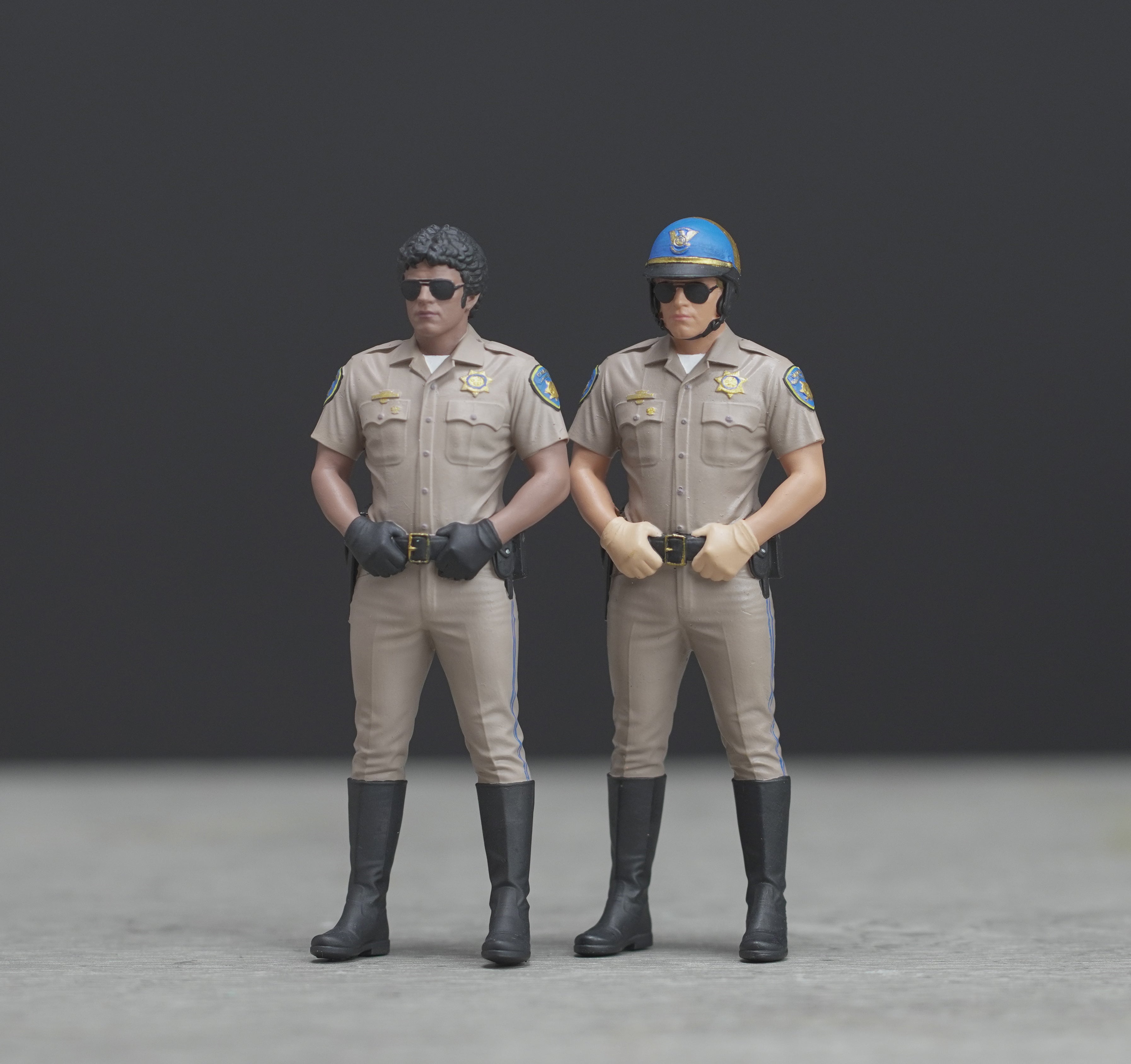 CHIP highway patrol high detail painted scale 1/18