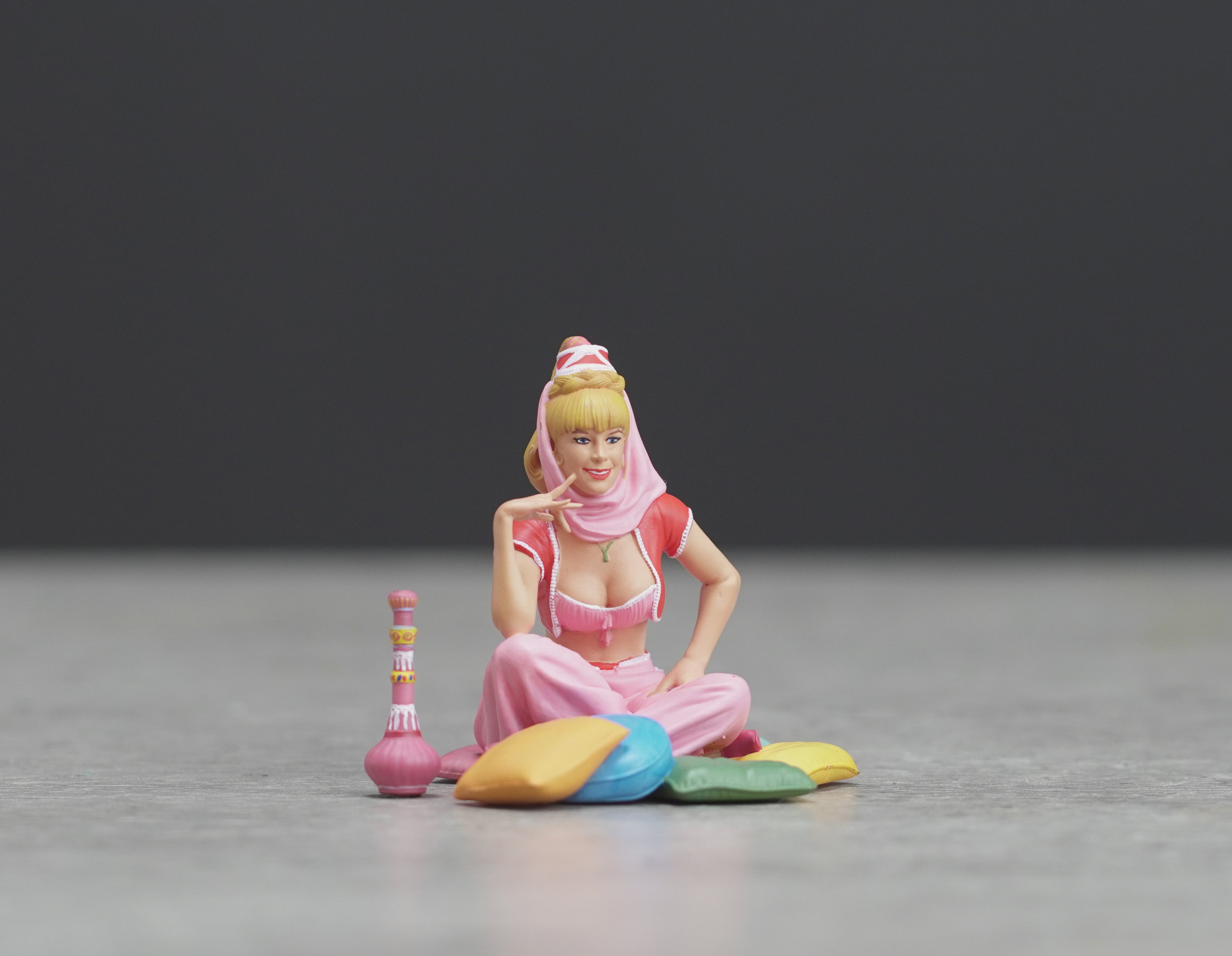 Pink Magic Genie figure HO 1/64 1/43 1/24 1/18 Scale handpaint high detail G92