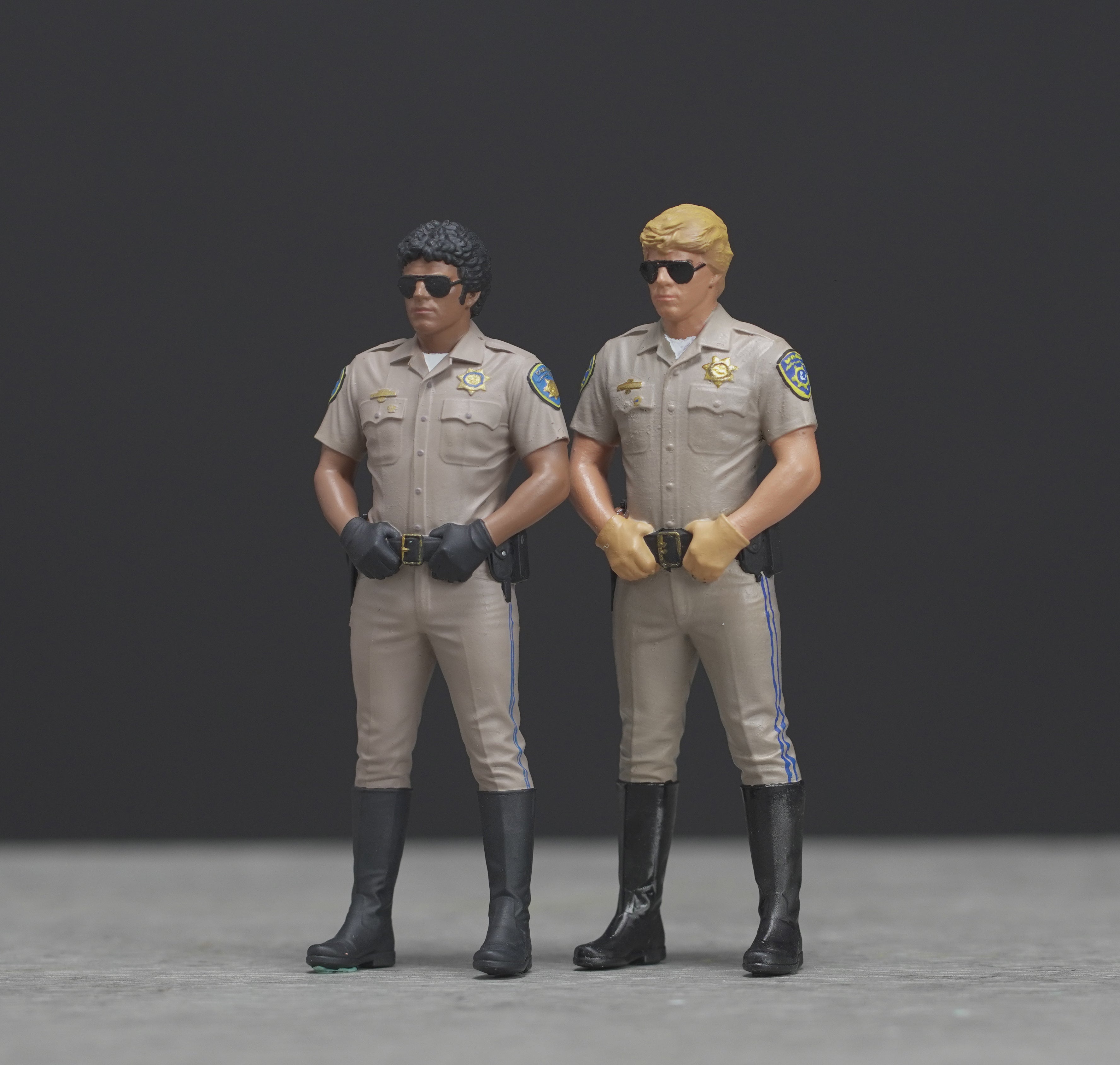 CHIP highway patrol high detail painted scale 1/18 A291
