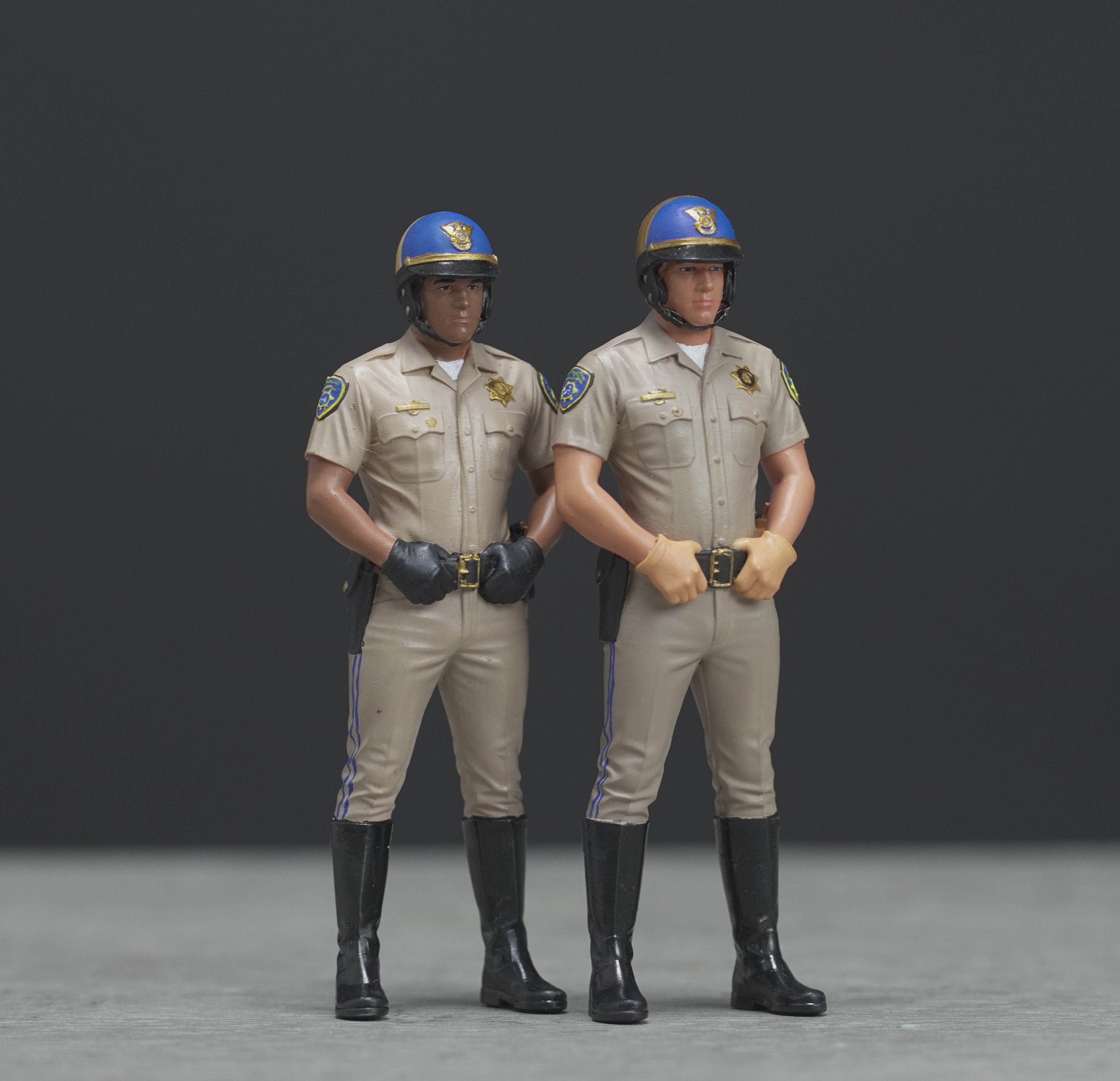 CHIP highway patrol high detail painted scale 1/18 A290