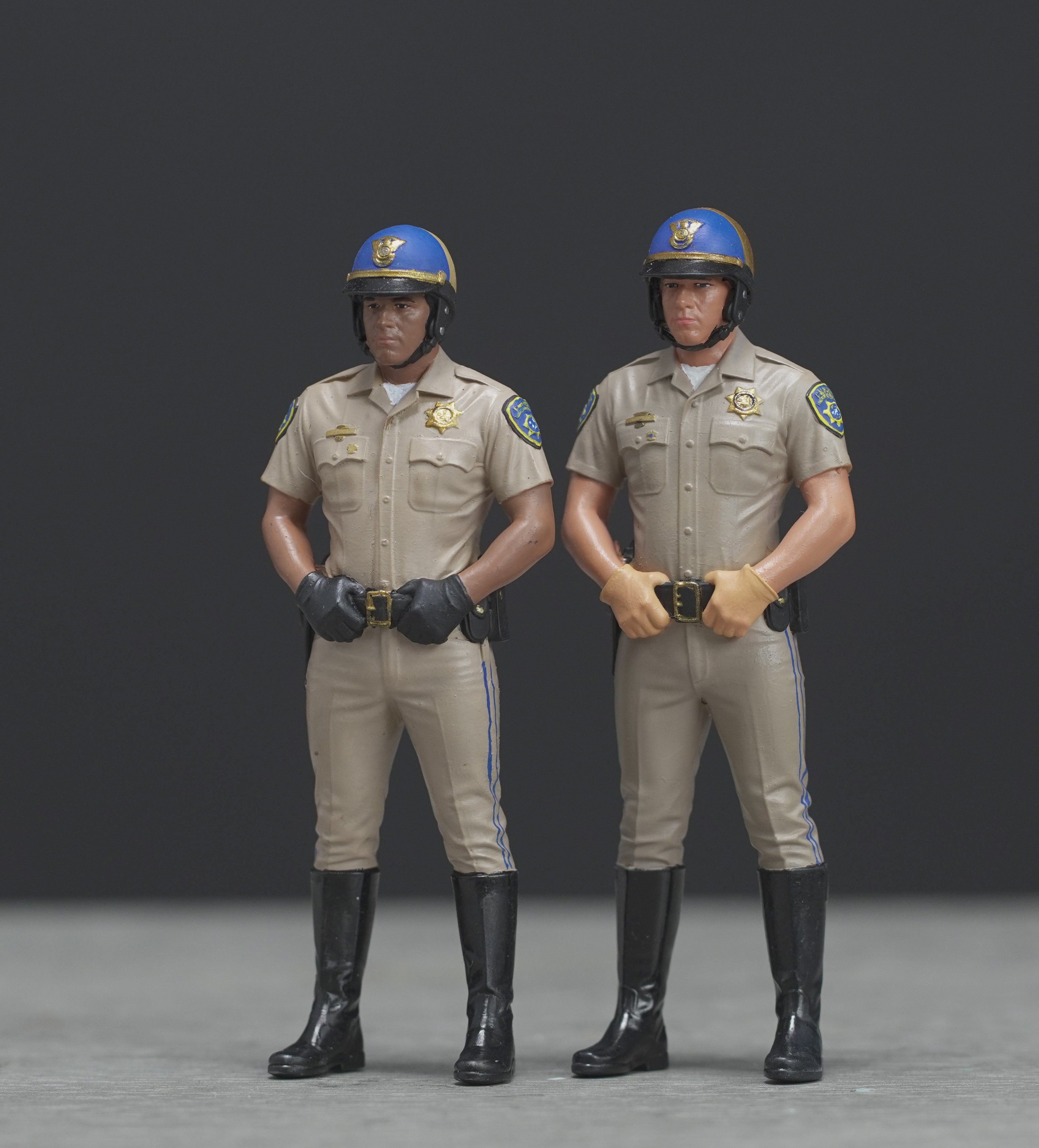 CHIP highway patrol high detail painted scale 1/18 A290