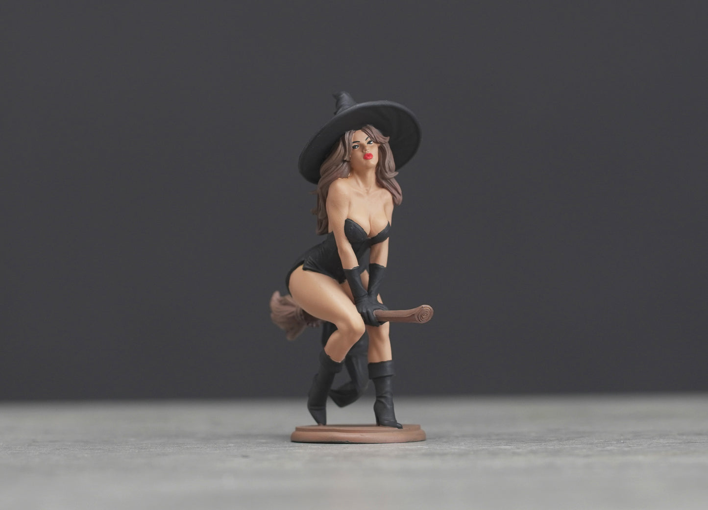 Witch girl figure  HO 1/64 1/43 1/24 1/18 Scale handpaint high detail