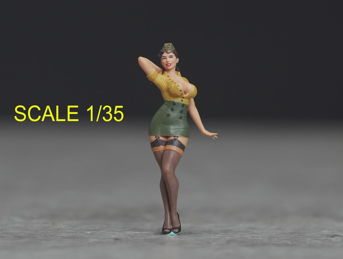 Pin Up Girl figure  HO 1/64 1/43 1/24 1/18 Scale handpaint high detail G86