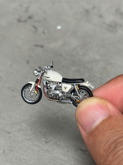 Motorcycle bike 1/64 scale handpaint high detail