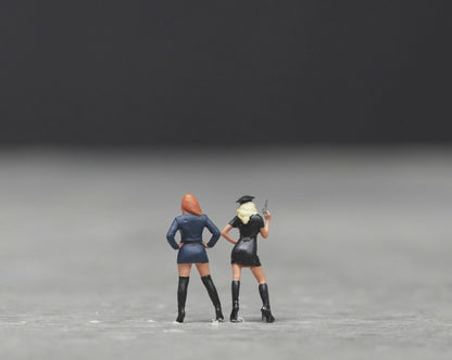 Policewoman figure HO 1/64 1/43 1/24 1/18 Scale handpaint high detail