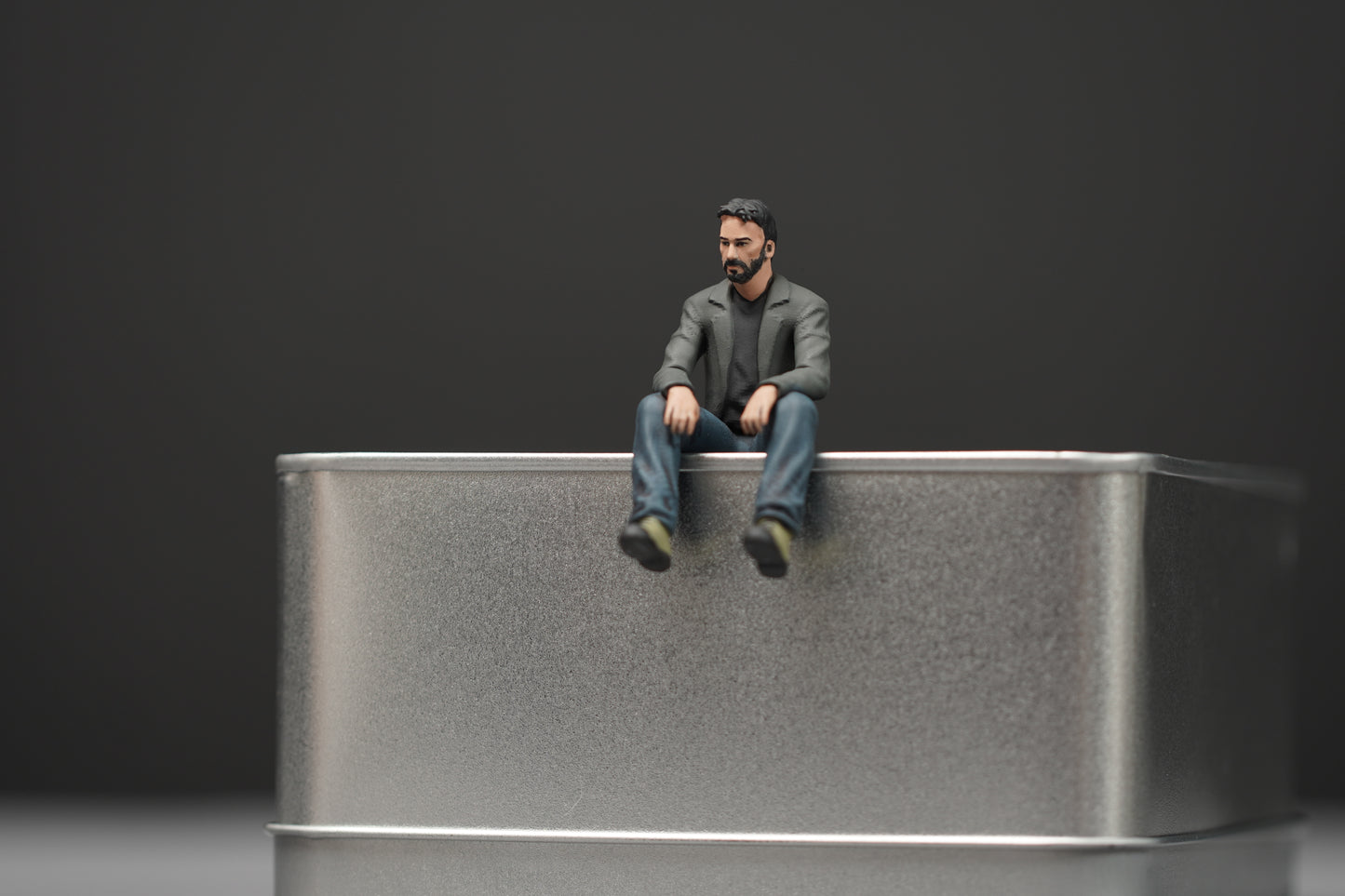 Sad man sitting figurine handpaint high detail 1:18 to HO scale