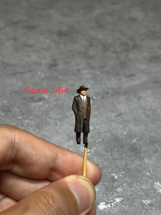 Capone figurine handpaint high detail 1:18 to HO scale