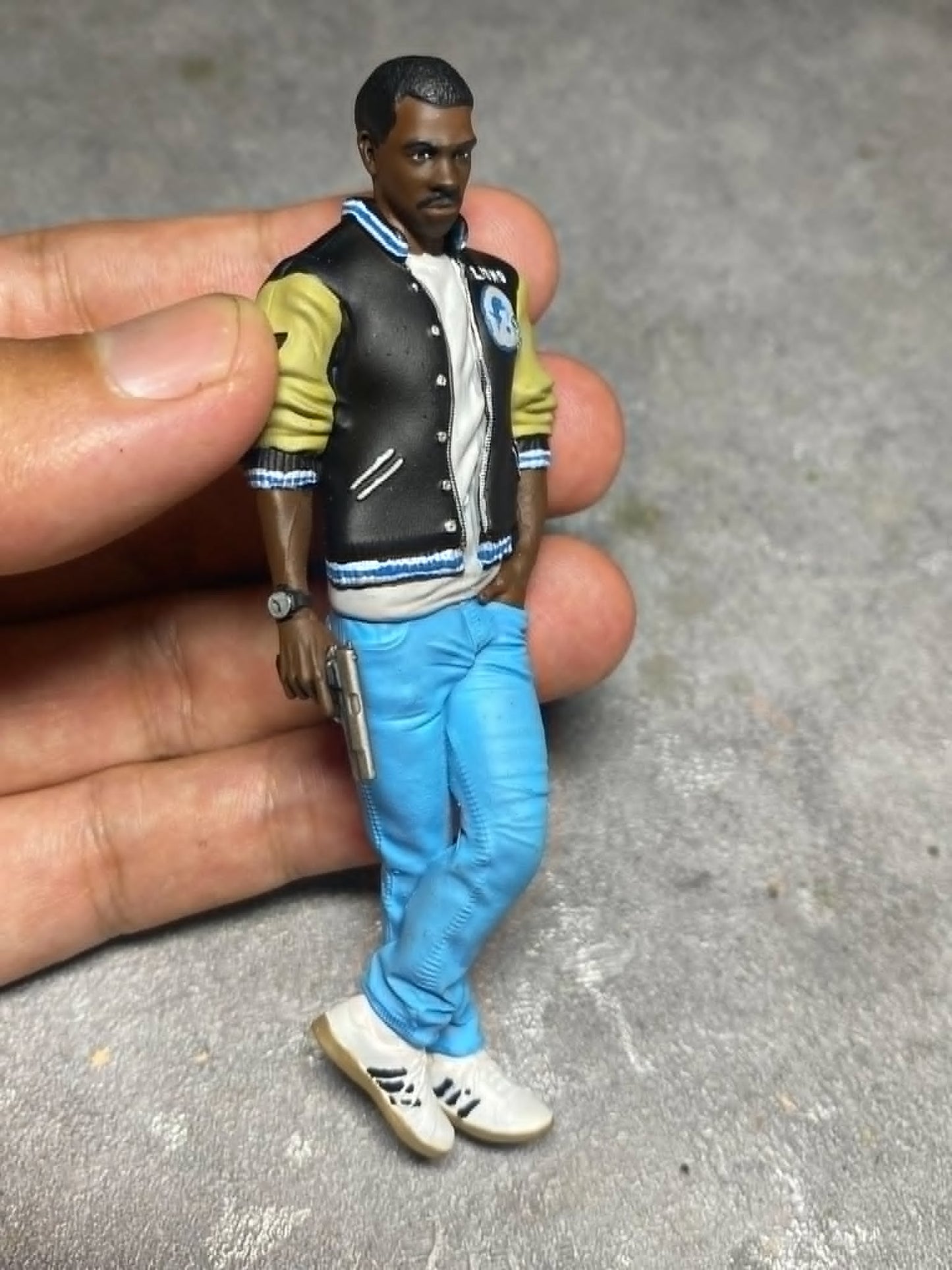 Eddie Beverly figurine handpaint high detail 1:18 to HO scale