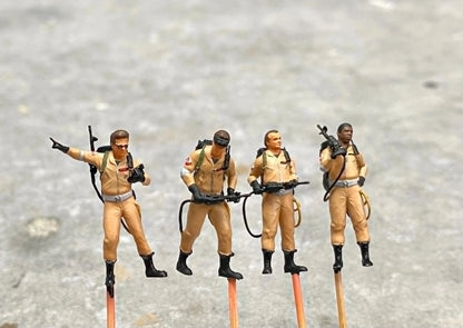 Ghost catcher figure miniature 1:18 to HO scale handpaint high detail
