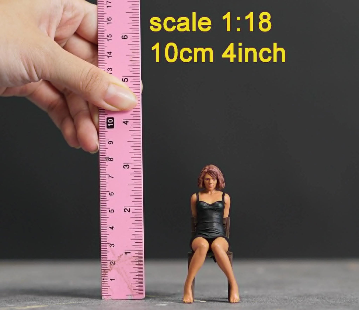 Sitting girl figure handpaint high detail 1:18 to HO scale