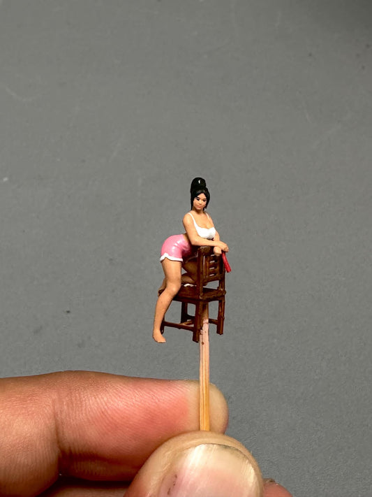 Girl with chair figurine handpaint high detail 1:18 to HO scale