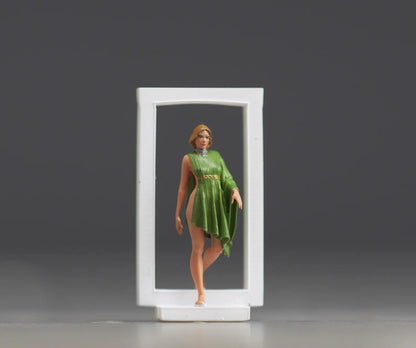 Girl figure HO 1/64 1/43 1/24 1/18 Scale handpaint high detail