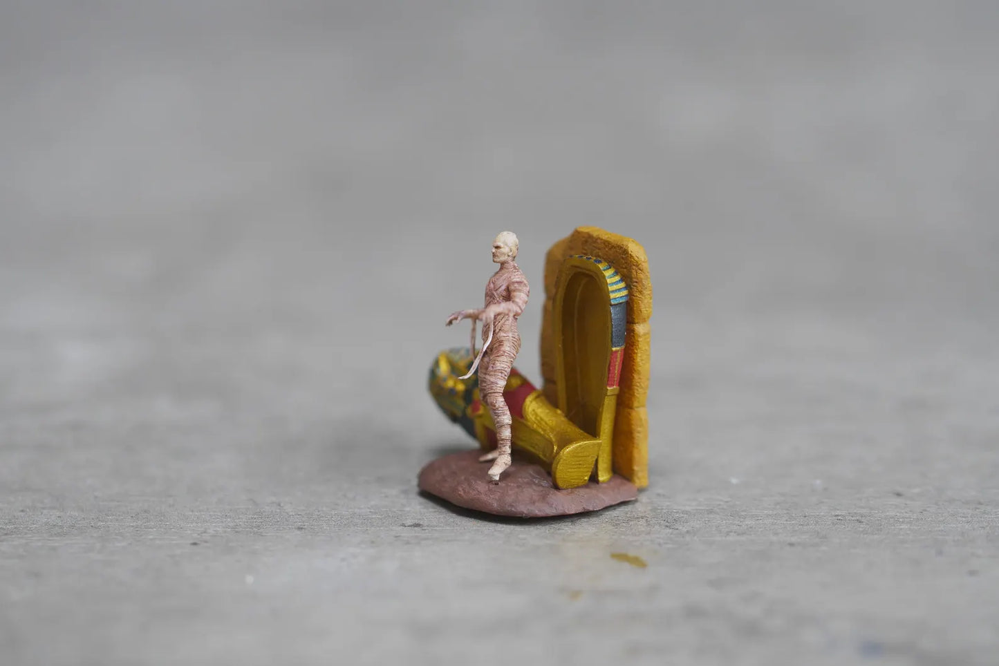 Egyptian mummy figure HO 1/64 1/43 1/24 1/18 Scale handpaint high detail O43