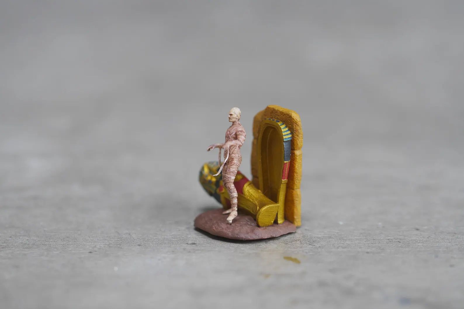 Egyptian mummy figure HO 1/64 1/43 1/24 1/18 Scale handpaint high detail
